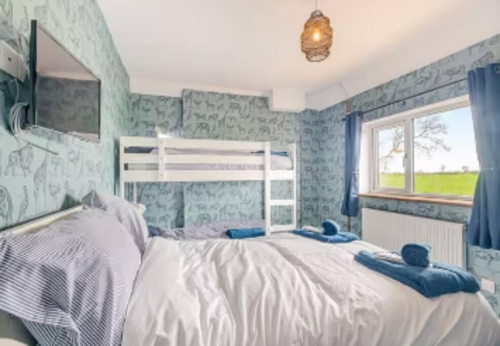 Covehithe House-Coastal Luxury- Sleeps 12-With Huge Swimspa! Wrentham Esterno foto